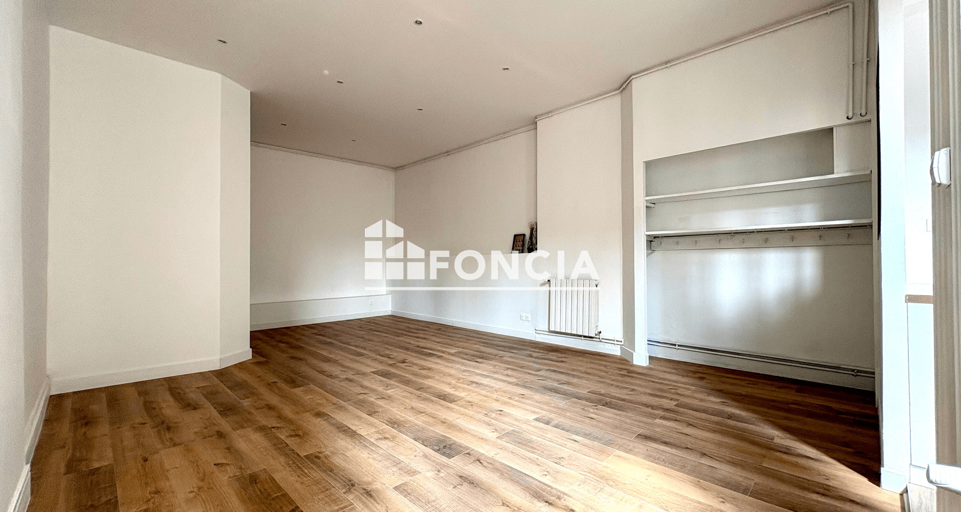 Appartement 4 pièces (98.4 m²) à louer - Saint-étienne (42000)