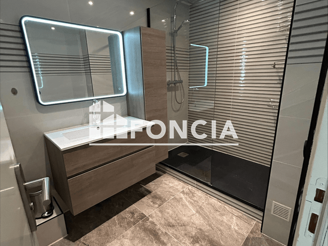 Appartement meublé 4 pièces (74.15 m²) à louer - Marignane (13700)