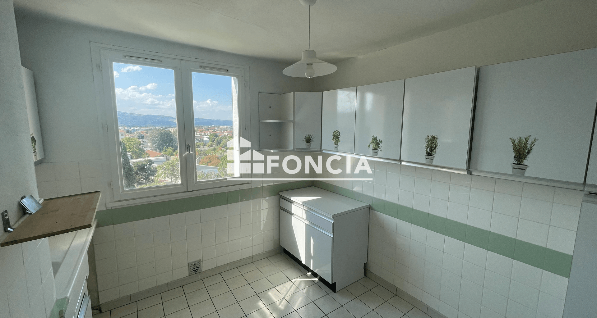 Appartement 4 pièces (63.3 m²) à louer - Bourg-lès-valence (26500)