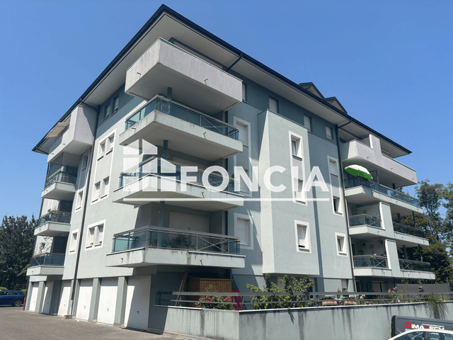 Appartement 3 pièces (75 m²) à louer - La Roche Sur Foron (74800)