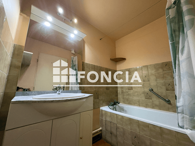 Appartement meublé 2 pièces (43.31 m²) à louer - Nîmes (30900)