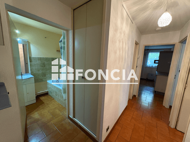 Appartement meublé 2 pièces (43.31 m²) à louer - Nîmes (30900)
