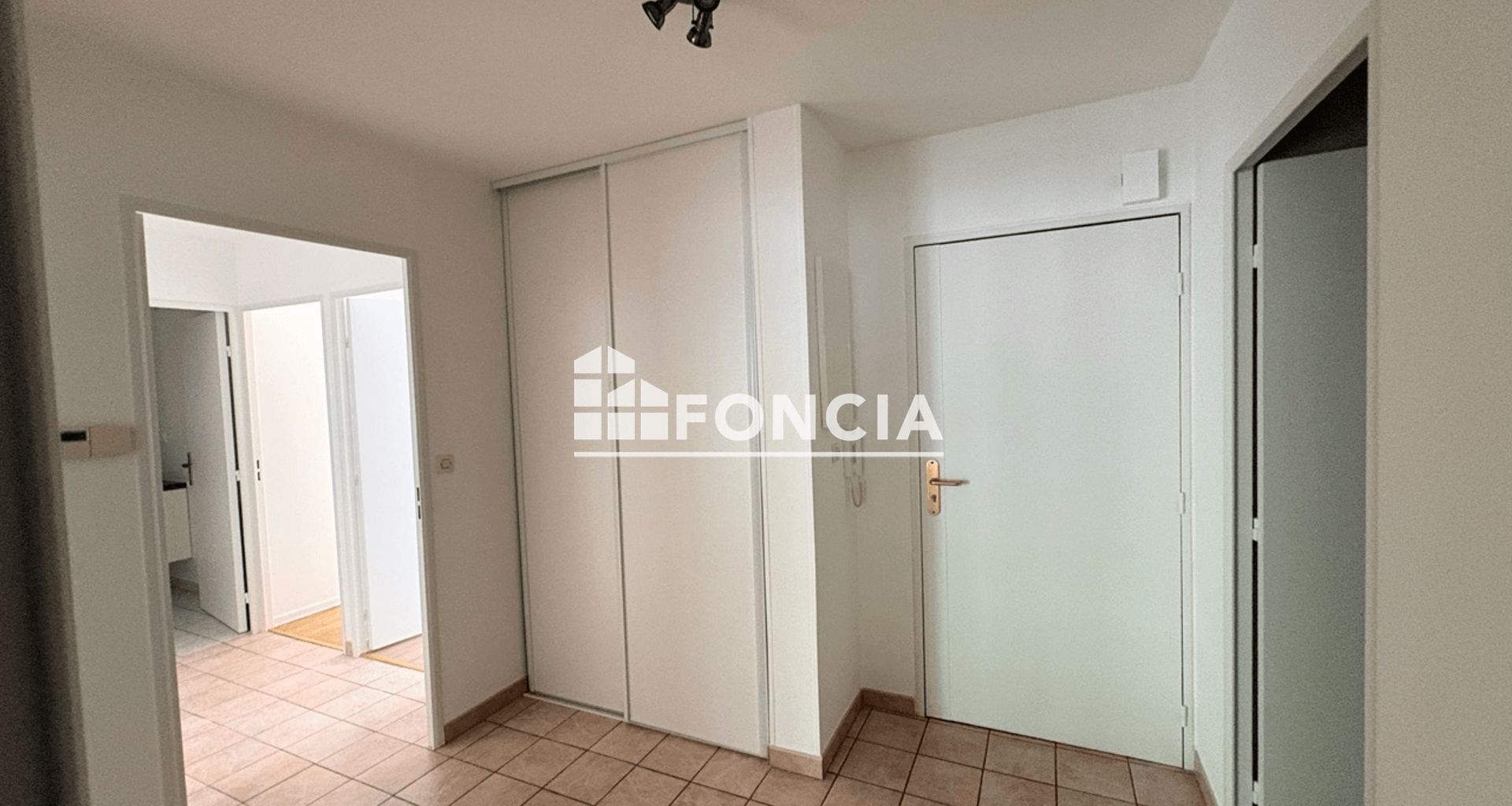 Appartement 3 pièces (68.36 m²) à louer - Bussy-saint-georges (77600)