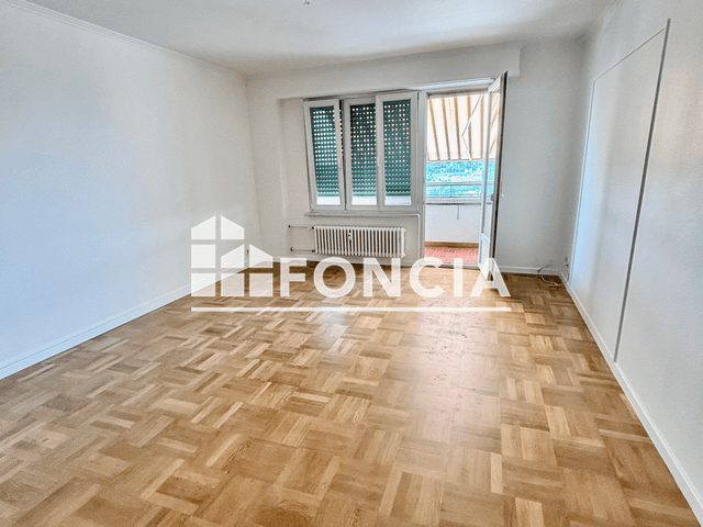 Appartement 3 pièces (102 m²) à louer - Strasbourg (67100)