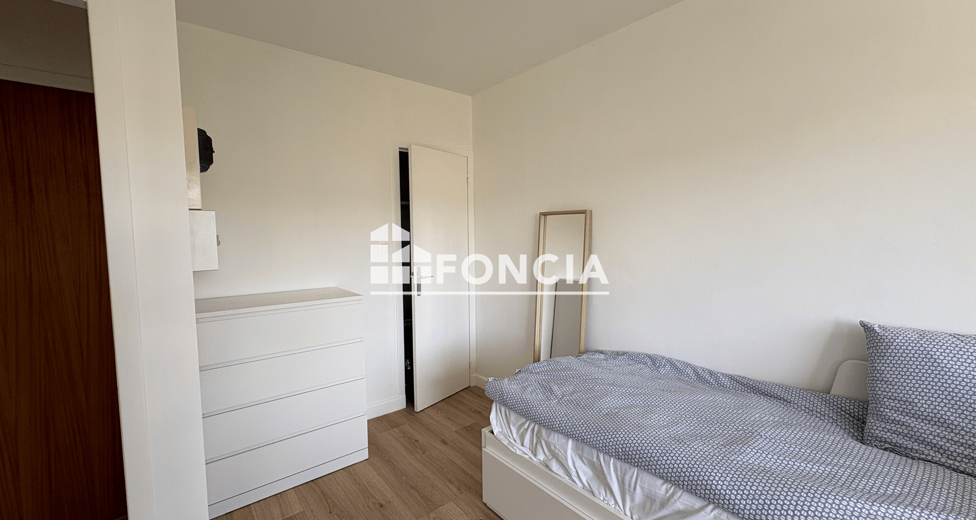 Studio meublé (22.59 m²) à louer - Clermont-ferrand (63000)