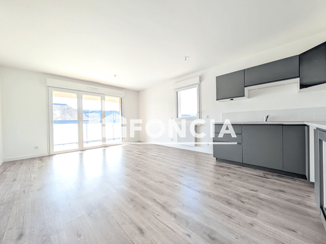 Appartement 3 pièces (66.75 m²) à louer - Deville Les Rouen (76250)