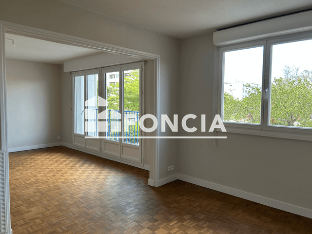Appartement 4 pièces (75 m²) à louer - Lanester (56600)