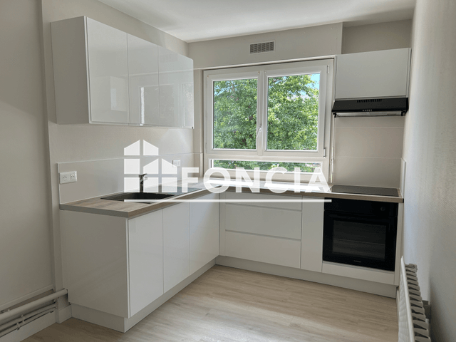 Appartement 4 pièces (75 m²) à louer - Lanester (56600)