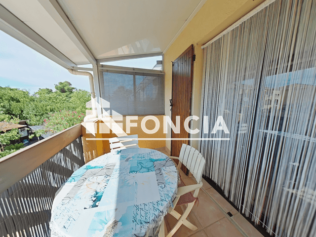 Studio meublé (18.45 m²) à louer - La Londe Les Maures (83250)