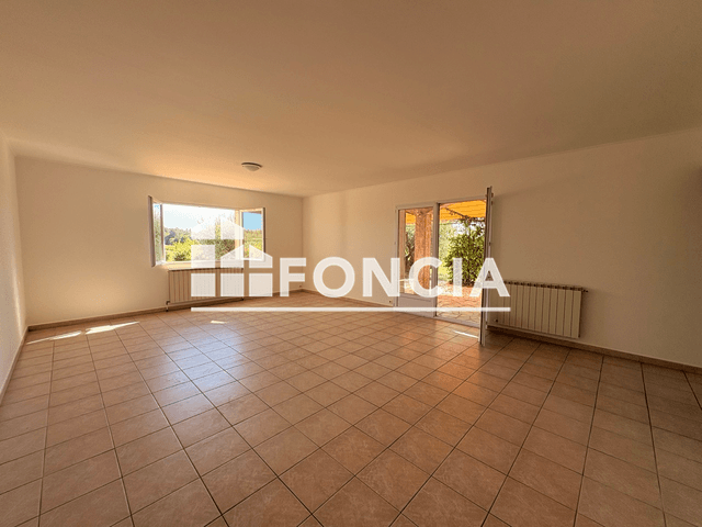 Maison 5 pièces (132 m²) à louer - Saint Chaptes (30190)