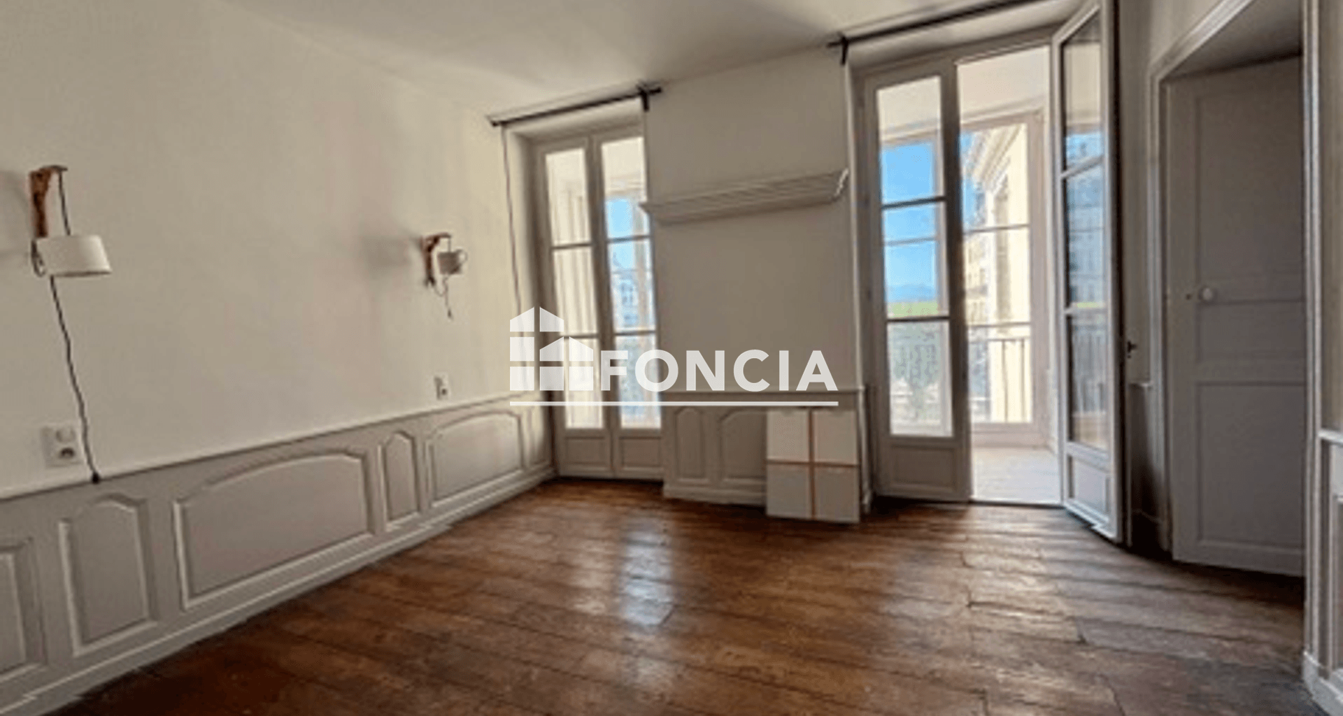 Appartement 3 pièces (141.6 m²) à vendre - Pau (64000)