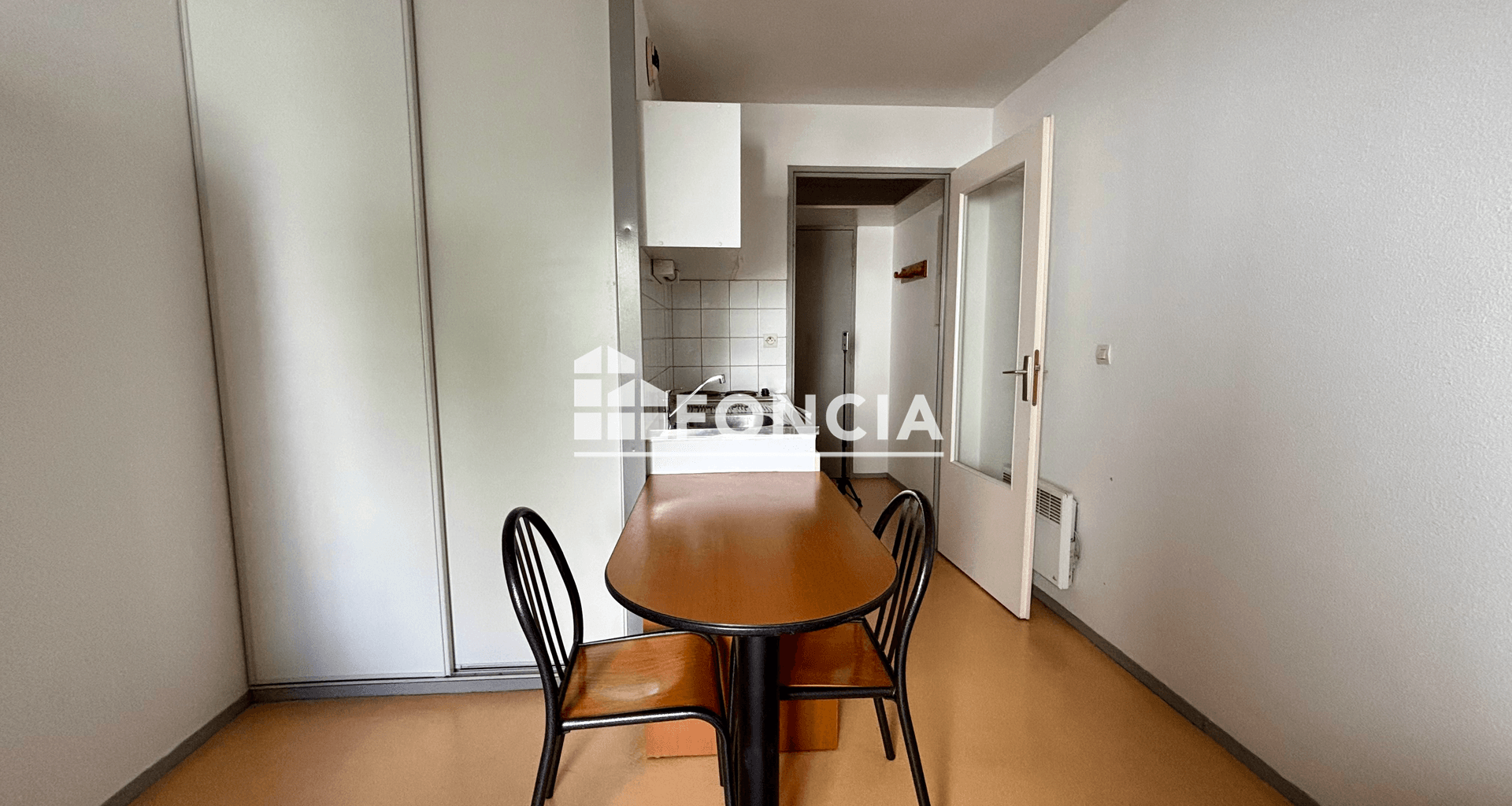 Studio meublé (19 m²) à louer - Villeurbanne (69100)