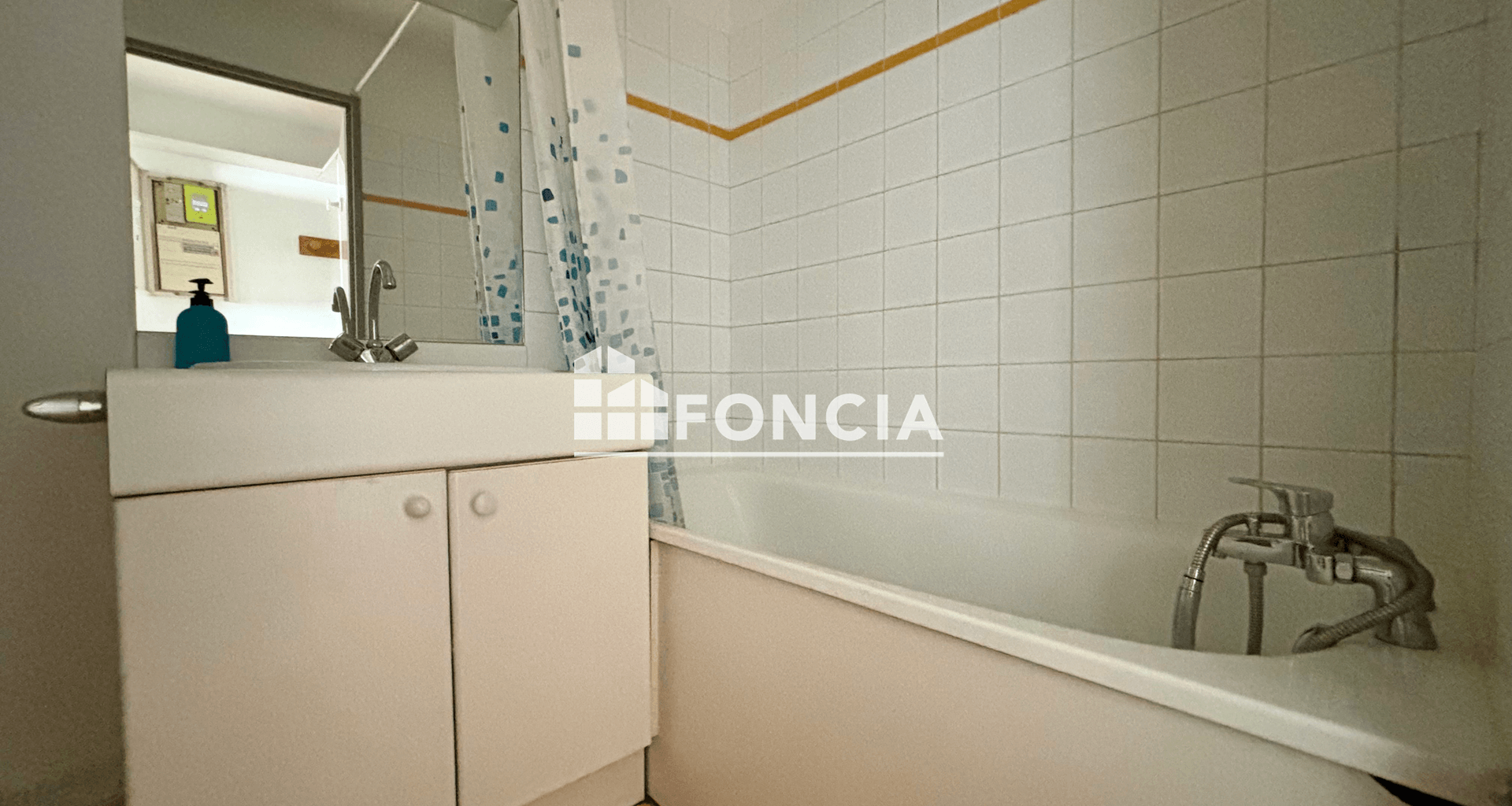 Studio meublé (19 m²) à louer - Villeurbanne (69100)