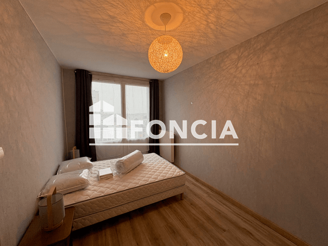 Appartement meublé 2 pièces (46 m²) à louer - Tours (37000)