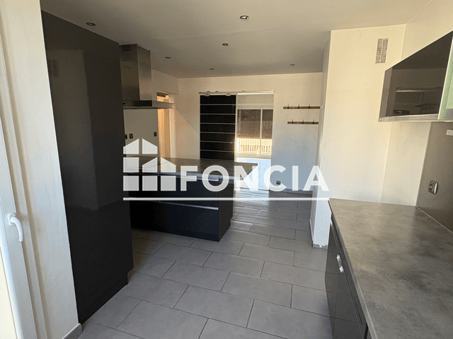 Appartement 4 pièces (78.28 m²) à louer - Toulon (83000)