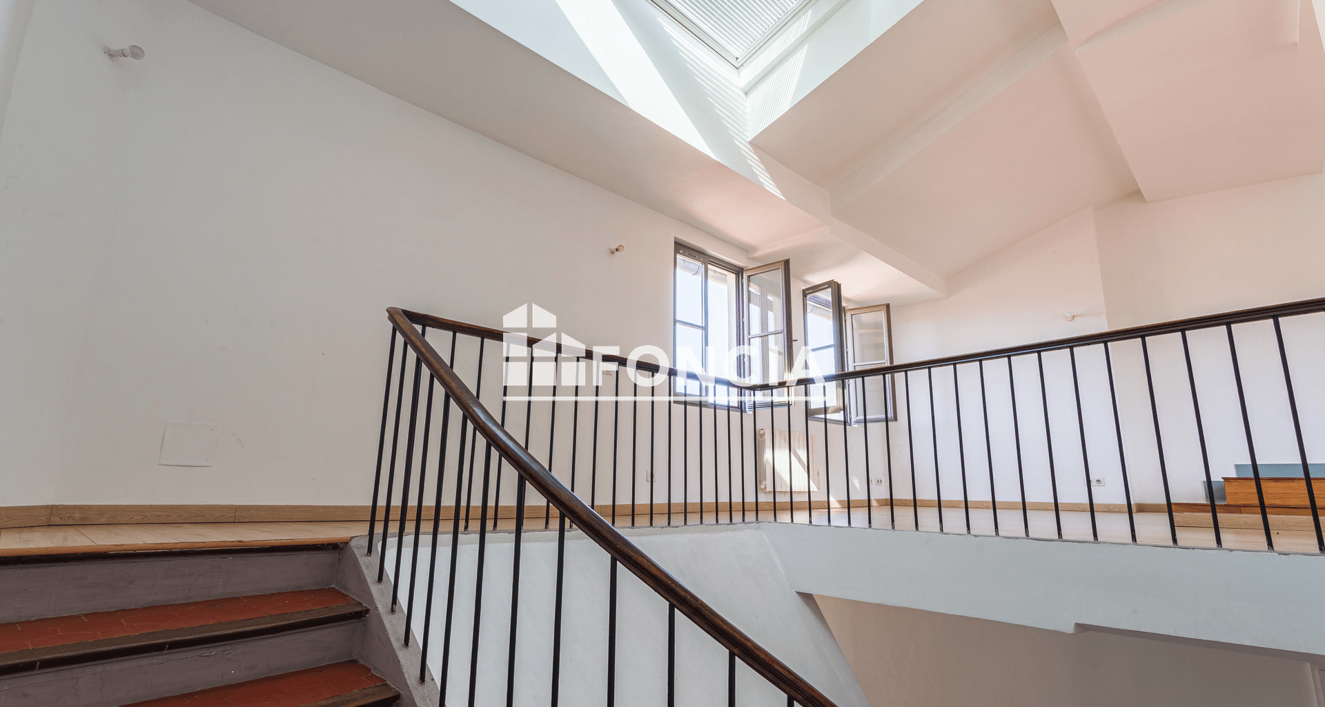 Appartement 4 pièces (99 m²) à vendre - Toulon (83000)