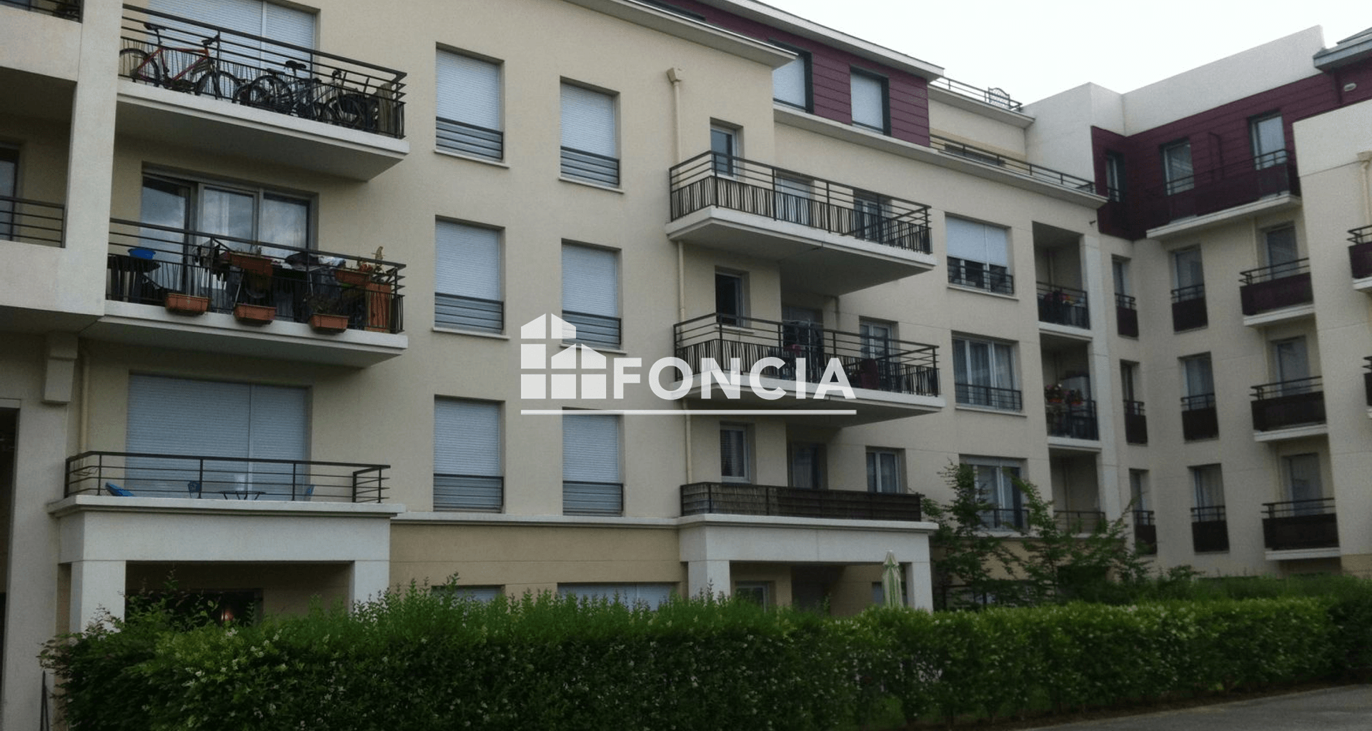 Appartement 3 pièces (76.69 m²) à louer - Carrières-sous-poissy (78955)