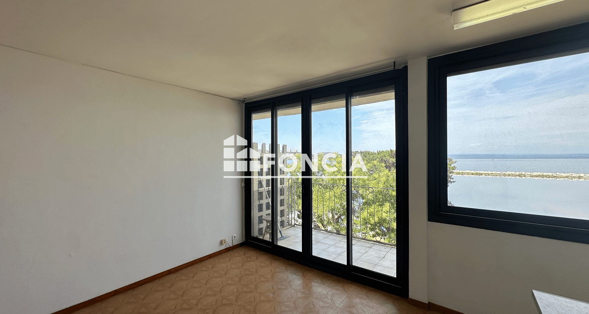 Studio (28 m²) à vendre - Martigues (13500)