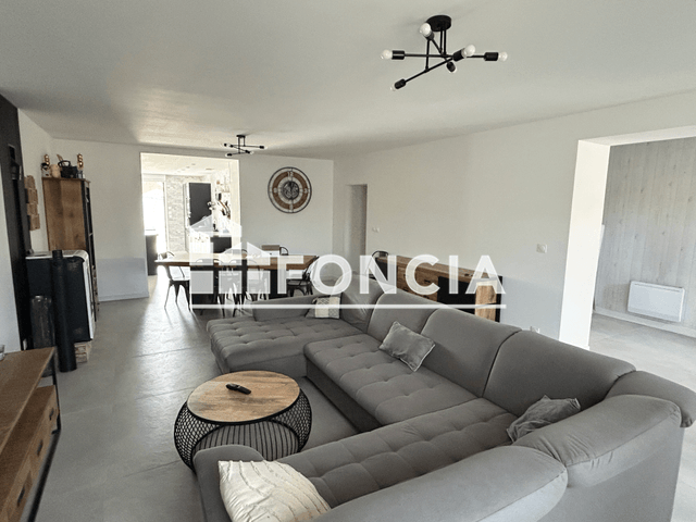 Maison 4 pièces (155.45 m²) à louer - Roeulx (59172)