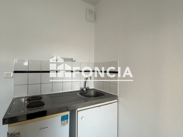 Studio (17 m²) à louer - Nantes (44000)