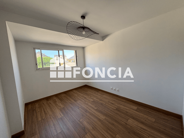 Maison 6 pièces (119.48 m²) à louer - Luce (28110)