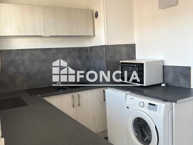 Studio meublé (30.34 m²) à louer - Pau (64000)
