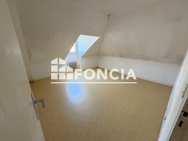 Appartement 3 pièces (96.7 m²) à louer - Flers (61100)