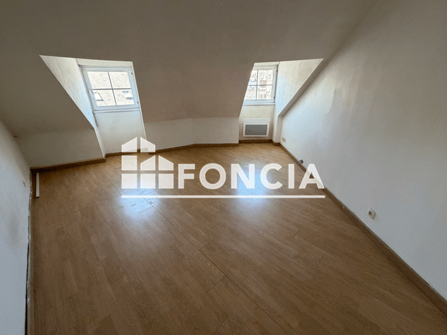 Appartement 3 pièces (96.7 m²) à louer - Flers (61100)