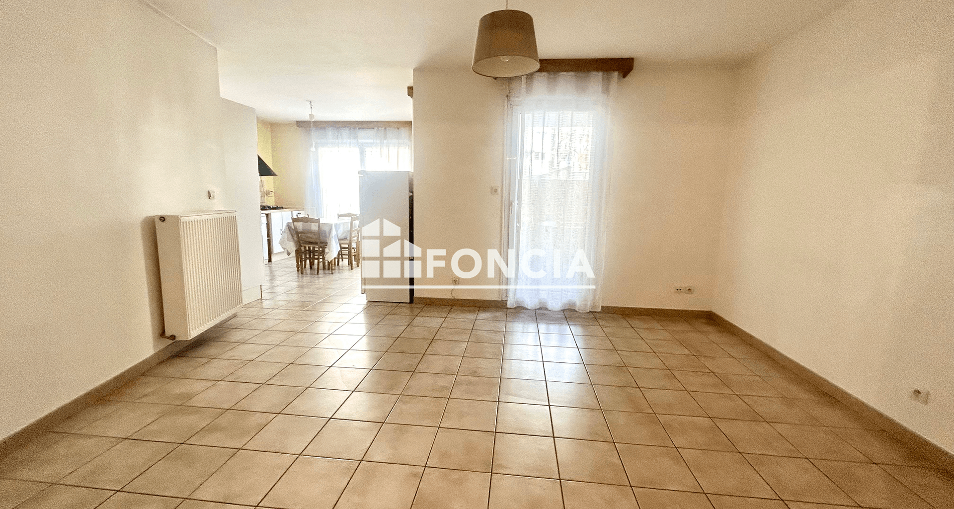 Appartement 3 pièces (65 m²) à louer - Lyon 8ᵉ (69008)