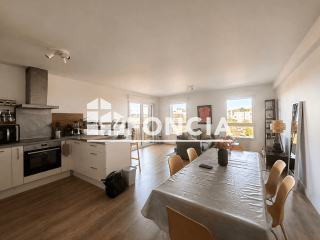 Appartement 3 pièces (73 m²) à louer - Bruges (33520)