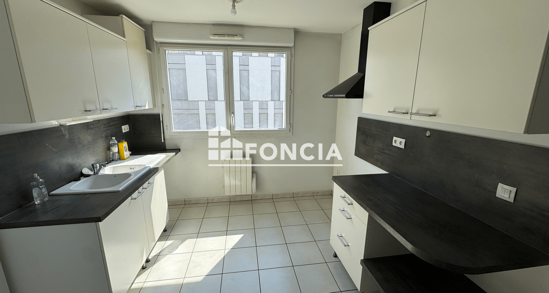 Appartement 3 pièces (62.8 m²) à louer - Lyon 7ᵉ (69007)