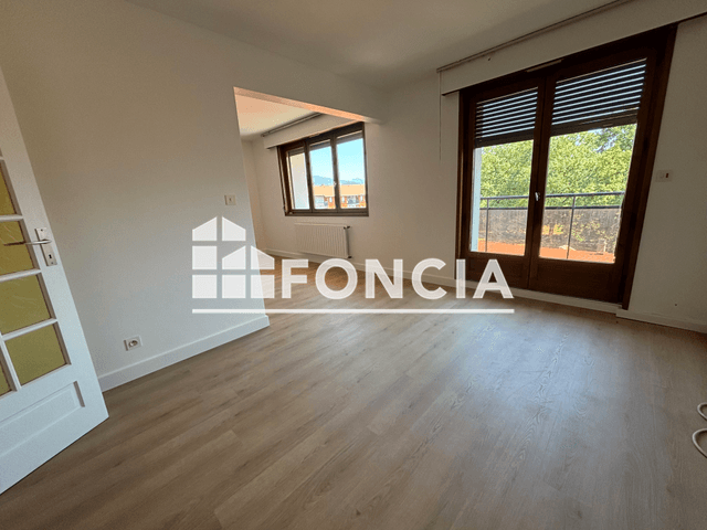 Appartement 3 pièces (75.82 m²) à louer - Reignier Esery (74930)