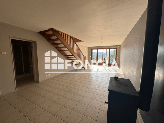 Appartement 4 pièces (131.37 m²) à louer - Arbusigny (74930)