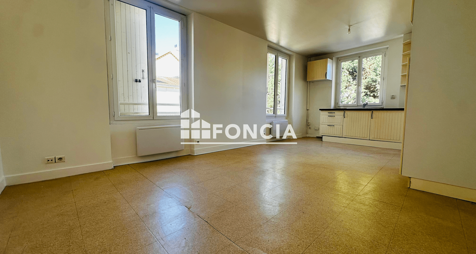 Appartement 2 pièces (50.21 m²) à louer - Enghien-les-bains (95880)