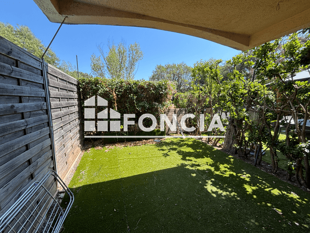 Studio (30 m²) à louer - La Croix Valmer (83420)