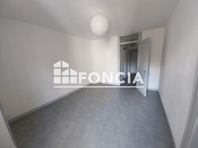 Appartement 3 pièces (72 m²) à louer - Besançon (25000)