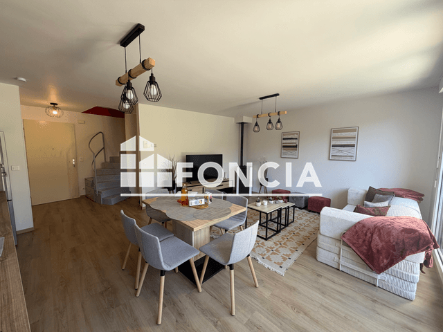 Maison 4 pièces (79.19 m²) à louer - Sevrier (74320)