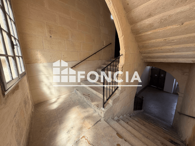 Studio (58.15 m²) à louer - Tarascon (13150)