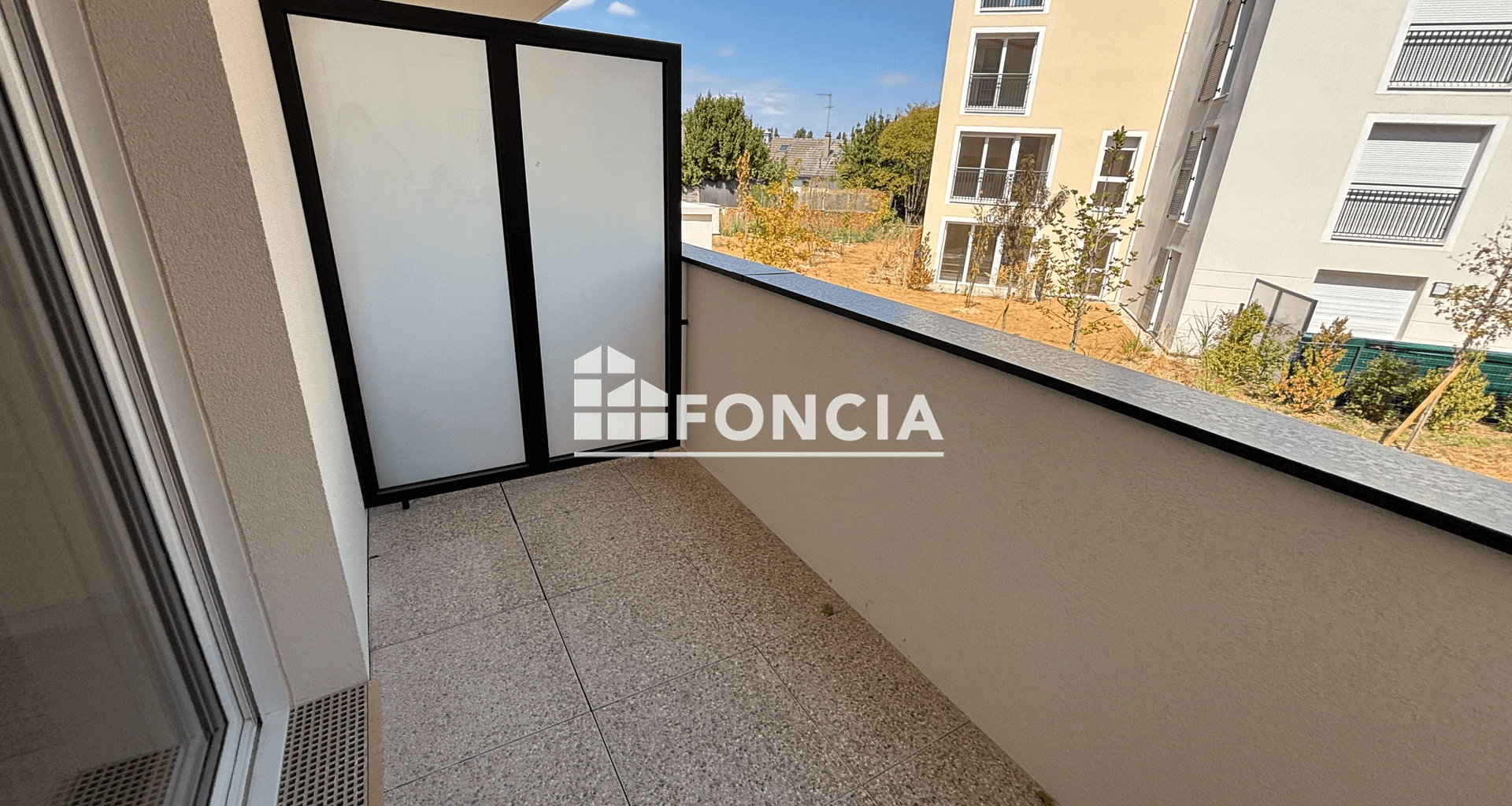 Appartement 2 pièces (43 m²) à louer - Sucy-en-brie (94370)