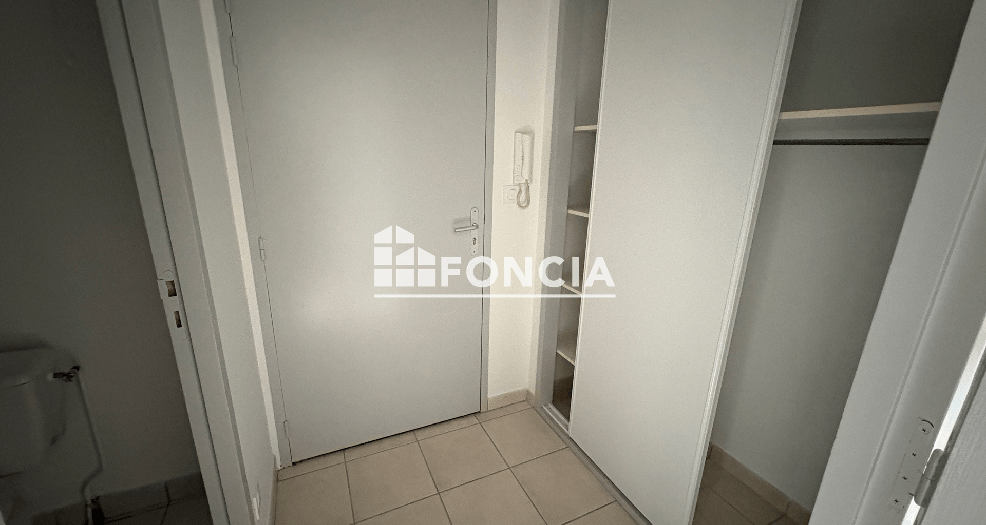 Appartement 2 pièces (42 m²) à louer - Roquemaure (30150)
