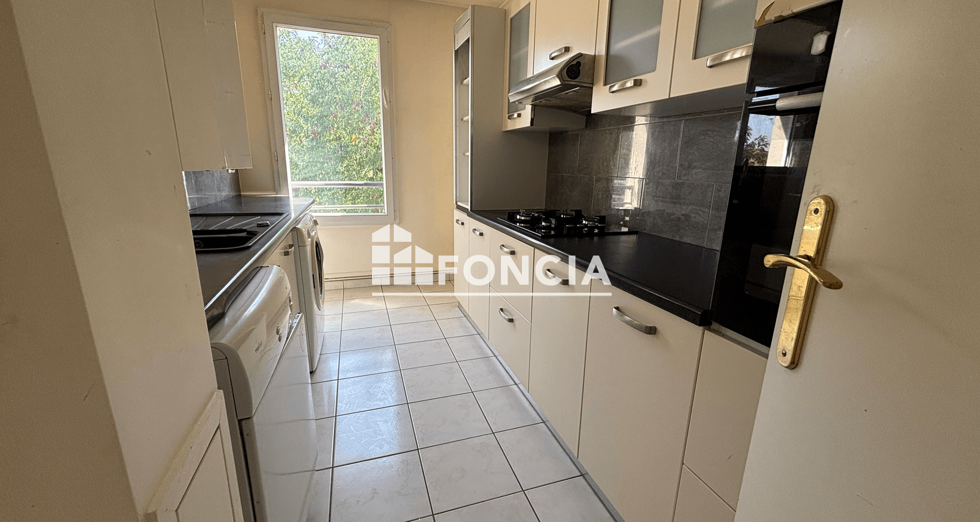 Appartement 3 pièces (58.56 m²) à vendre - Magny-le-hongre (77700)