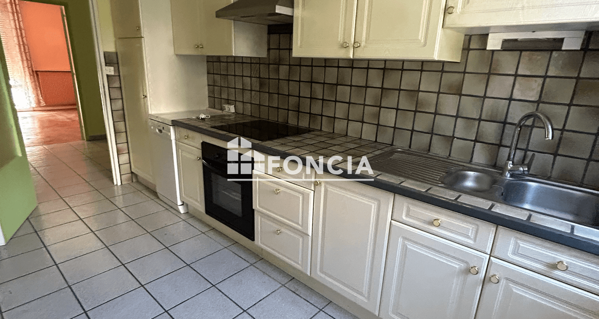 Appartement 3 pièces (76.27 m²) à louer - Saint-étienne (42100)