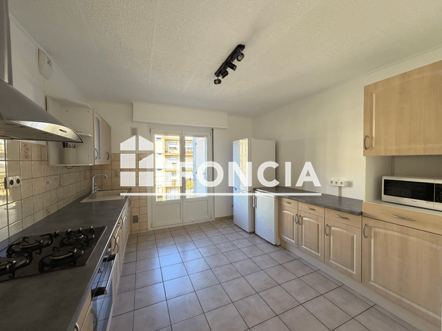 Appartement meublé 4 pièces (76.7 m²) à louer - Colmar (68000)