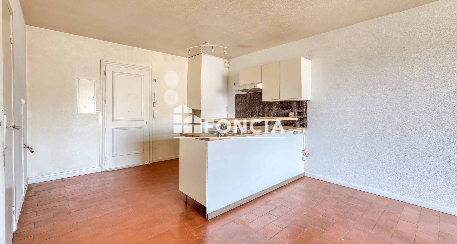 Appartement 2 pièces (48 m²) à vendre - Six-fours-les-plages (83140)