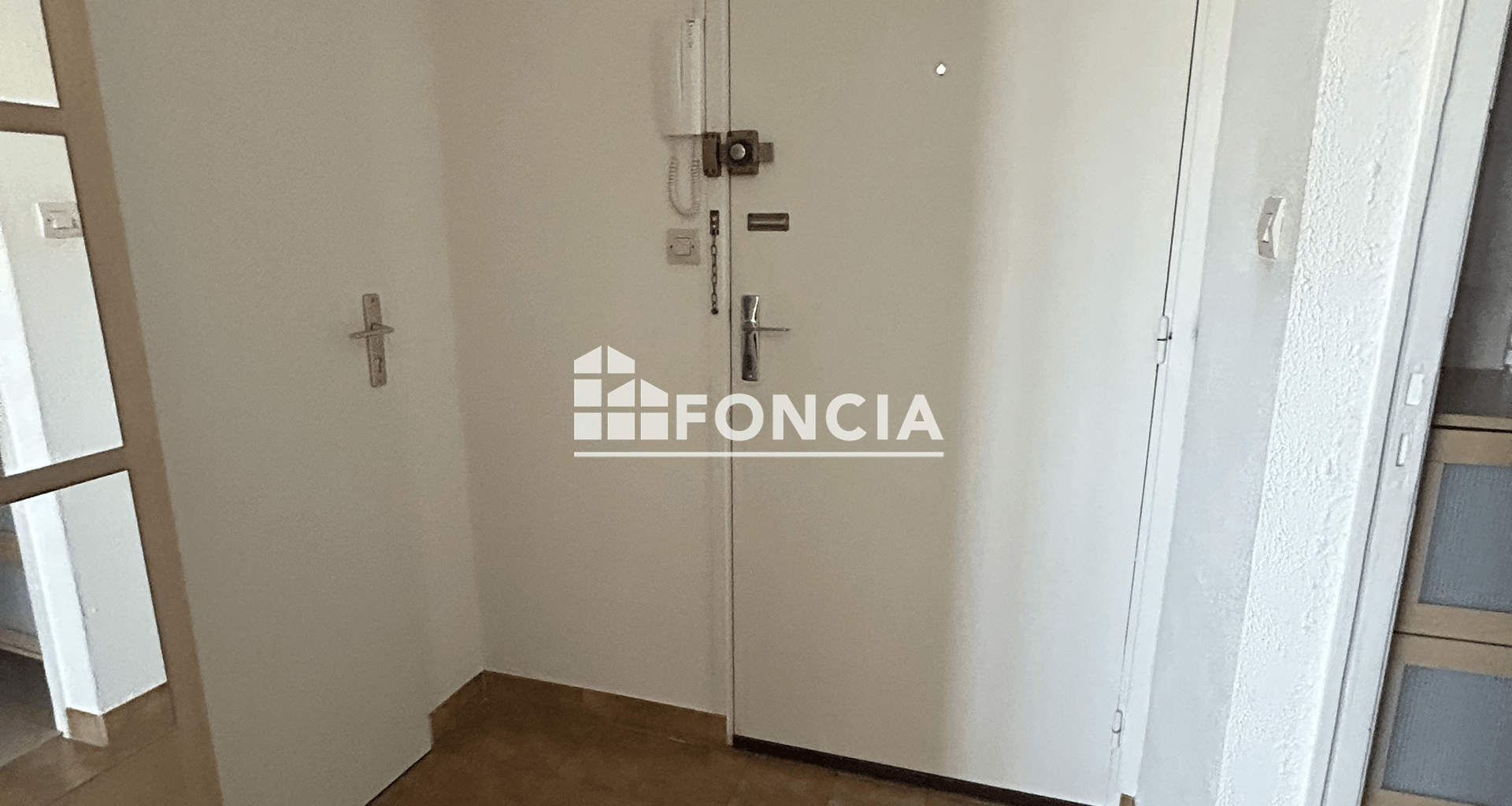 Studio (29 m²) à vendre - Guilherand-granges (07500)