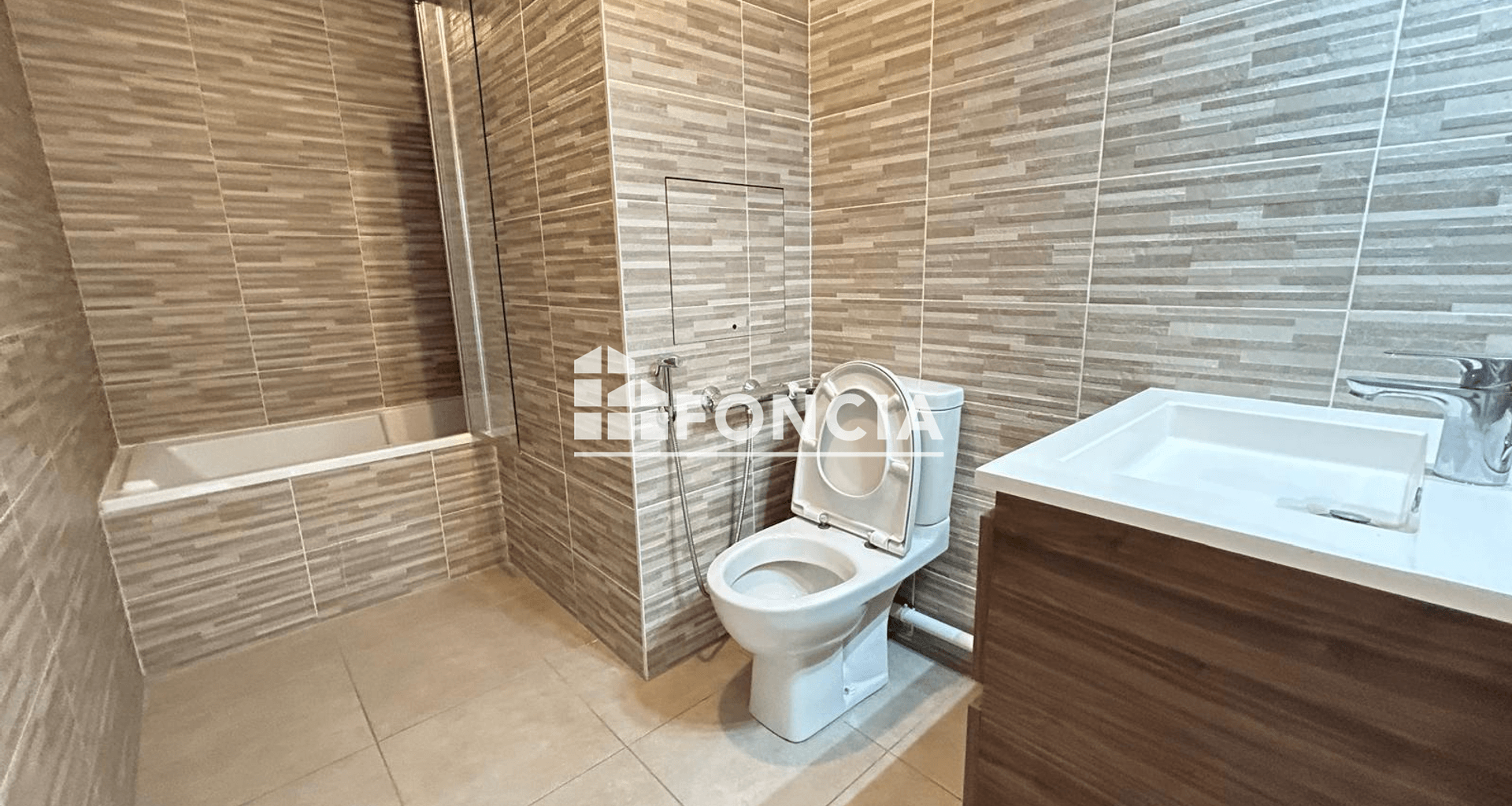 Maison 6 pièces (138.91 m²) à louer - Clamart (92140)