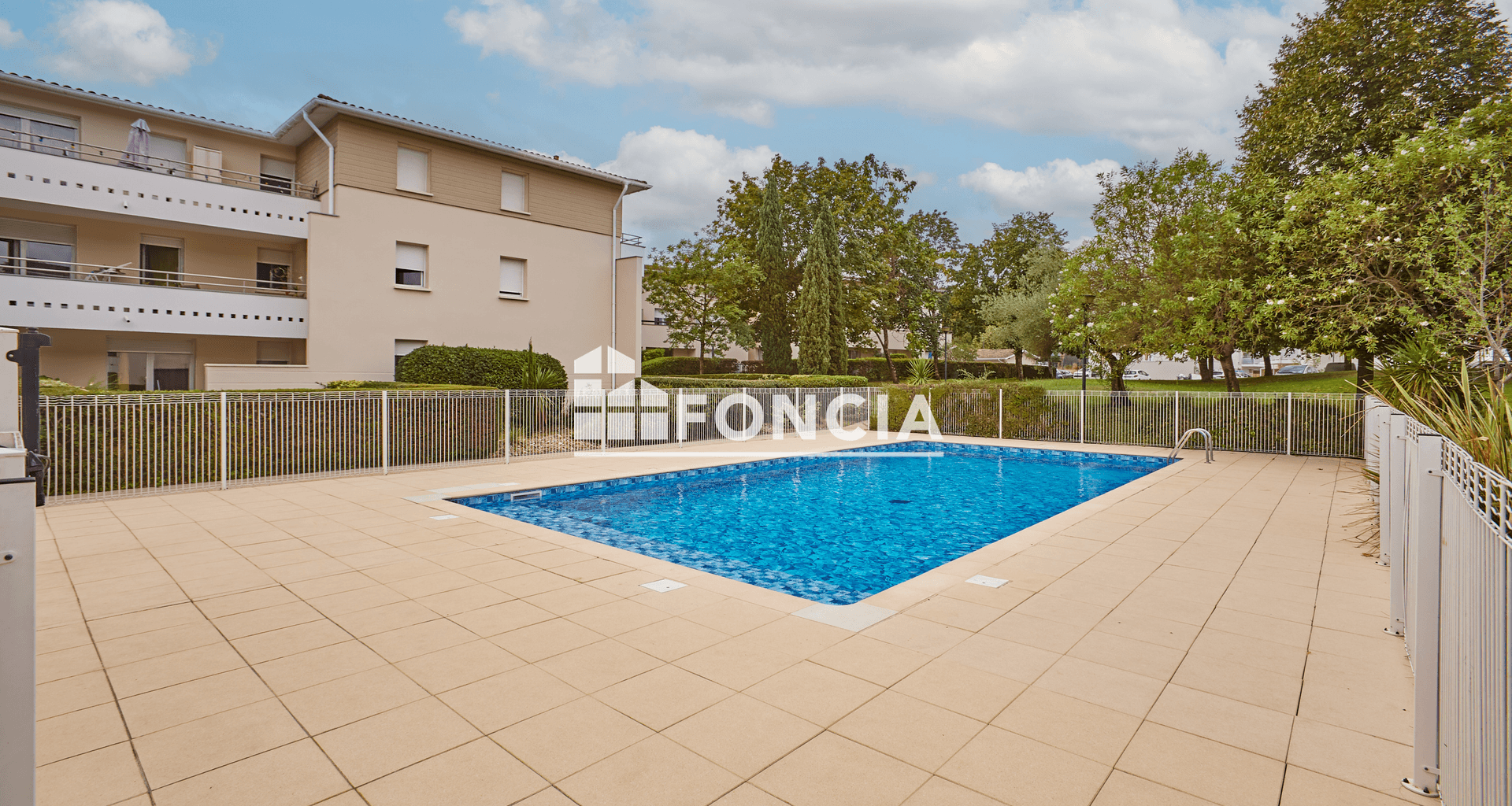 Appartement 2 pièces (45 m²) à vendre - Ambarès-et-lagrave (33440)