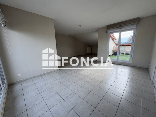 Appartement 5 pièces (154.32 m²) à louer - Bourg-en-bresse (01000)