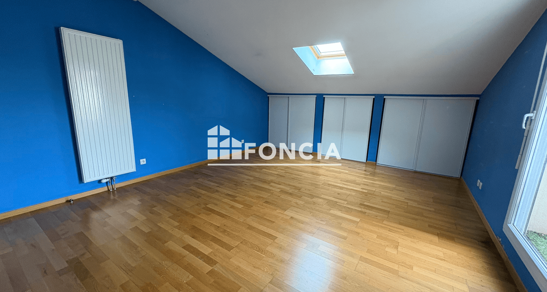 Appartement 5 pièces (154.32 m²) à louer - Bourg-en-bresse (01000)
