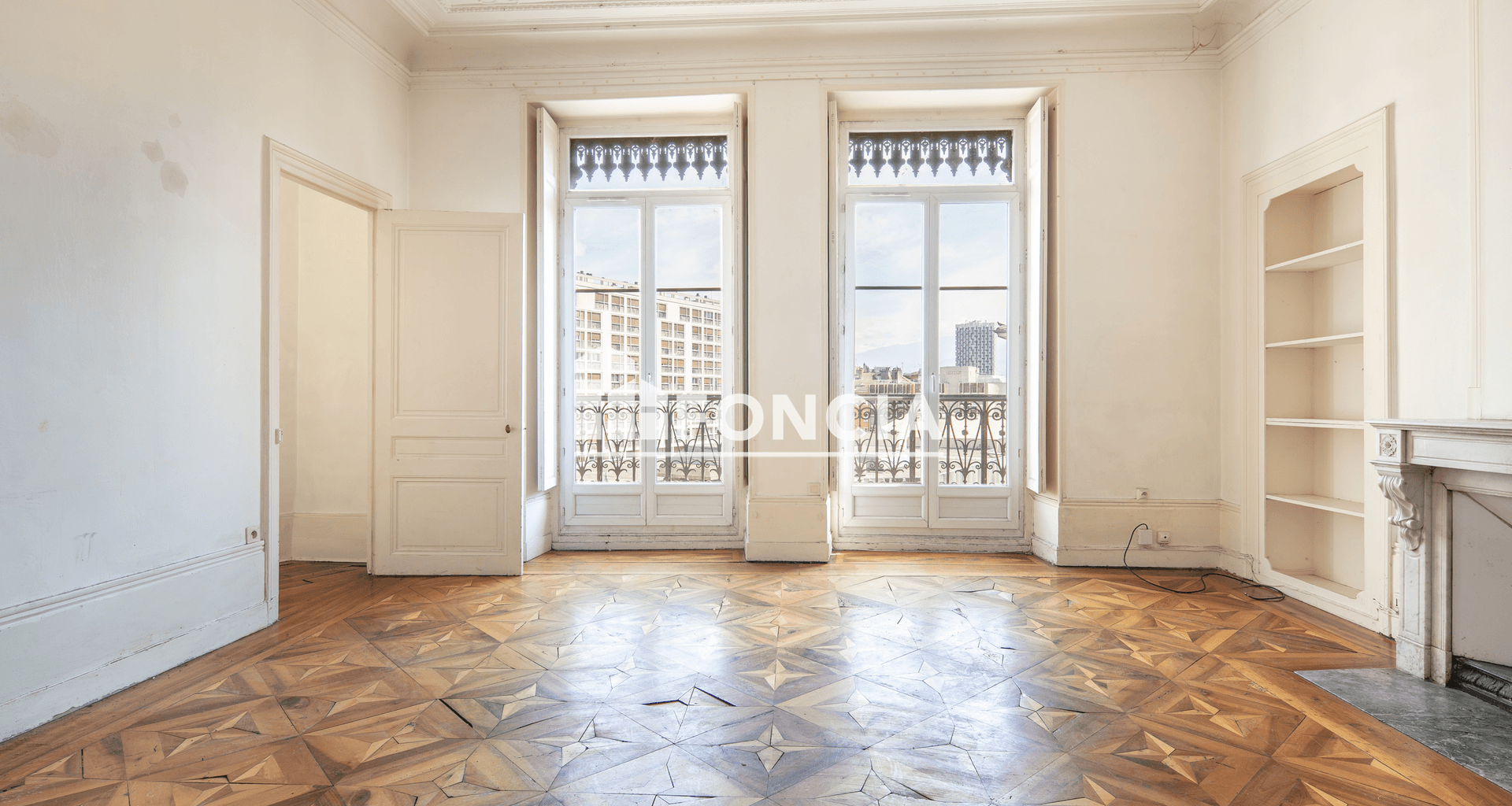 Appartement 5 pièces (130.1 m²) à vendre - Grenoble (38000)